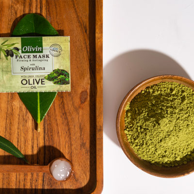 Olivin vyplňující maska proti stárnutí se spirulinou - Obrázek 2